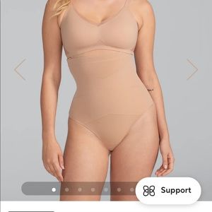 Honeylove SuperPower Thong in Sand Size Medium